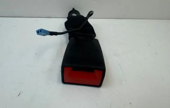 Porsche Macan (95B) Middle seatbelt buckle (rear) 95B857740A