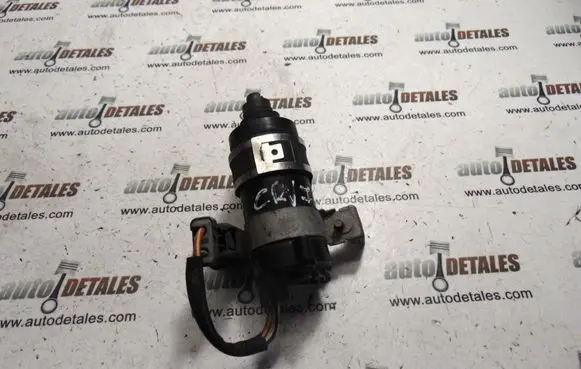Honda CR-V Headlight washer pump 