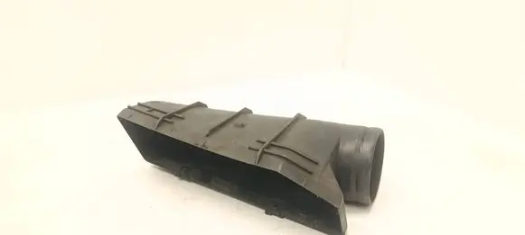 Audi Q3 8U Air intake duct part 8U0805962A