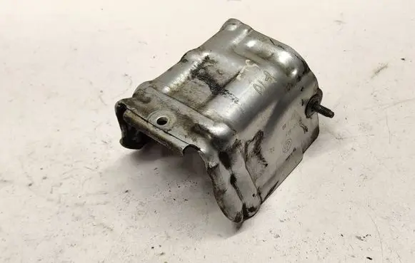 BMW 5 F10 F11 Heat shield in engine bay 7801644