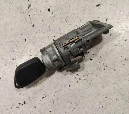 Peugeot 406 Ignition lock N0500109