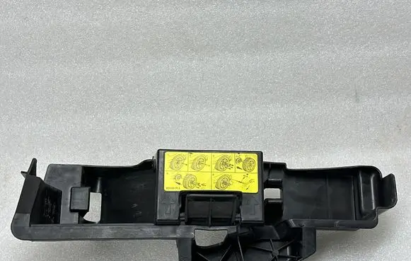 Audi A6 S6 C6 4F Tool box 4F9011215