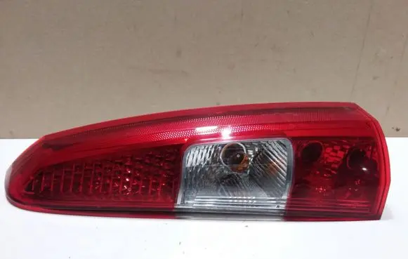 Volvo V70 Rear/tail lights 160986