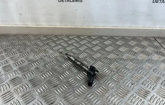 Mercedes-Benz S W221 Fuel injector A642070