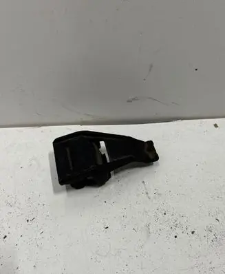 BMW 5 E39 Tie down hook / loop 1712012