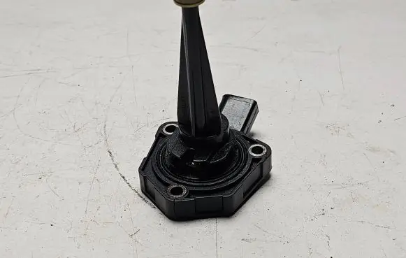 Volkswagen Crafter Oil level sensor 03L907660B 6PR01041805