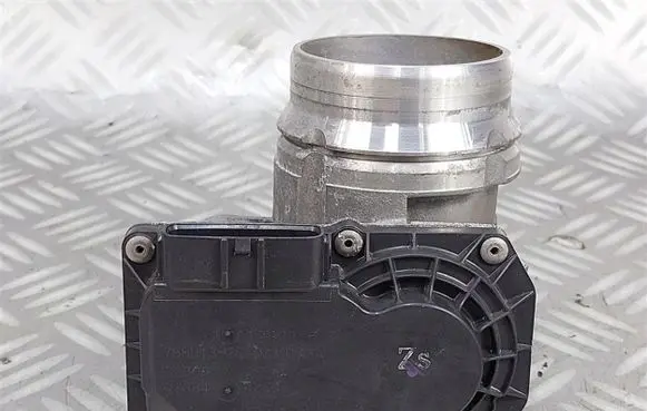 Volvo XC40 Throttle body valve 31293736