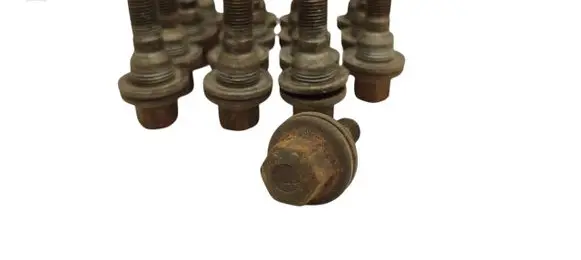Citroen C4 II Nuts/bolts 