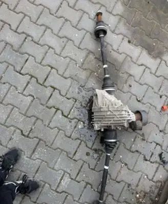 Maserati Ghibli Rear differential 670009608
