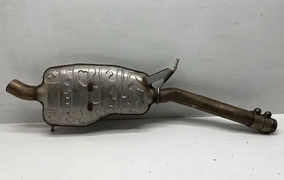Audi A4 S4 B9 8W Middle muffler/silencer 8W0253411A
