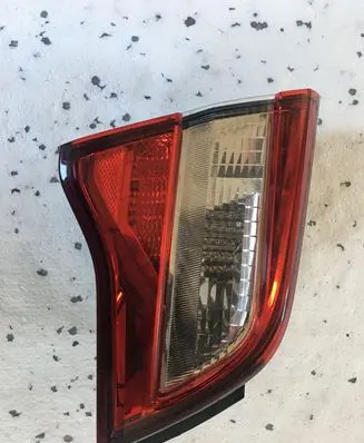 Subaru Legacy Tailgate rear/tail lights