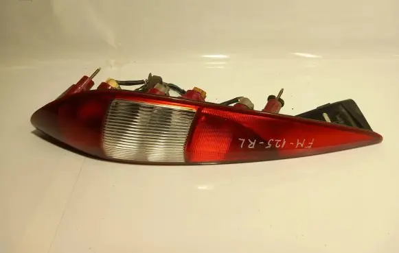 Ford Mondeo Mk III Rear/tail lights 1S7113405C