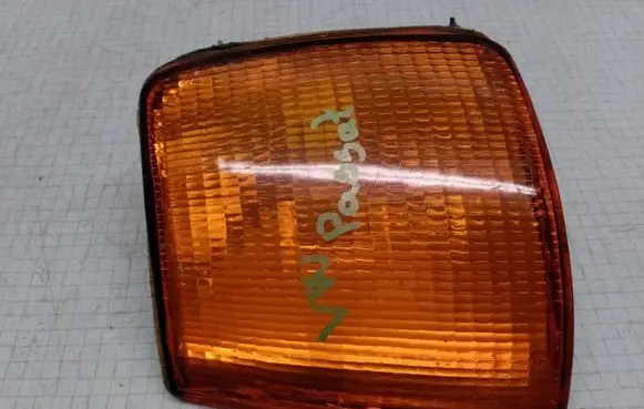 Volkswagen PASSAT B3 Front indicator light 014411507LY 54117