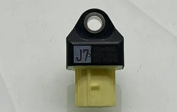 Toyota RAV 4 (XA50) Airbag deployment crash/impact sensor 8983128040