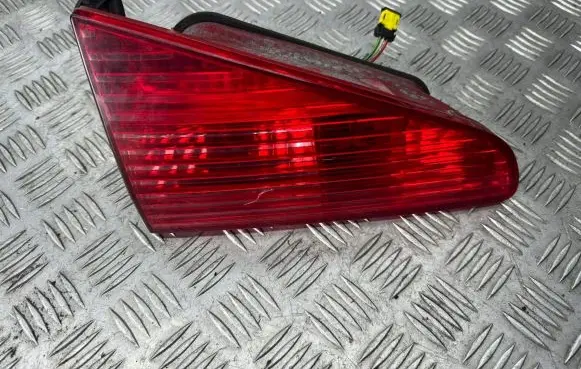Peugeot 607 Tailgate rear/tail lights 2543G