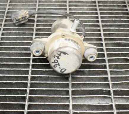Opel Mokka Vacuum pump 130293487004 00942815
