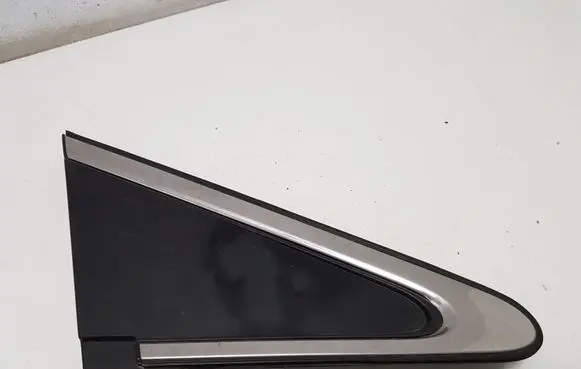 Toyota Avensis T270 Fender trim (molding) 6011705020