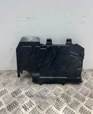Mercedes-Benz CLA C118 X118 Fuse box cover A2475459800