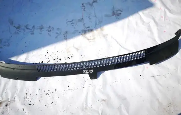 Dodge Journey Wiper trim 05178502ada