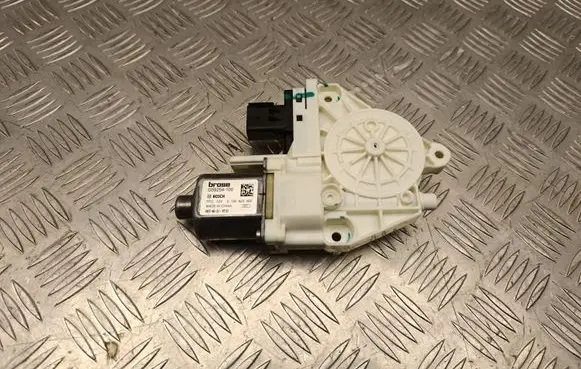 Tesla Model Y Rear door window regulator motor G59254100