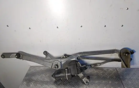 Lexus RX 450H Front wiper linkage 8511048200