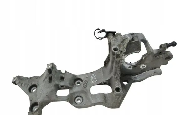Skoda Superb B8 (3V) Other engine bay part 04L903143B