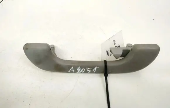 Nissan Primera Rear interior roof grab handle 8200003209 98194G