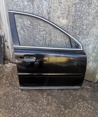 Volvo XC90 Front door