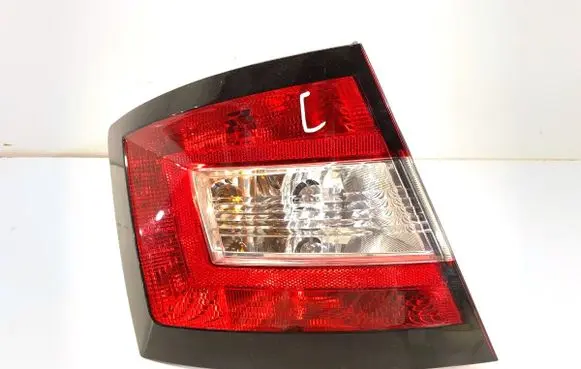 Skoda Fabia Mk3 (NJ) Rear/tail lights 6V6945095