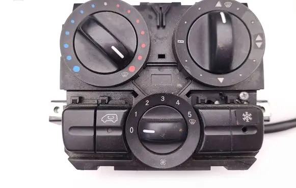 Mercedes-Benz Vito Viano W639 Climate control unit A6398301185 5HB00851100