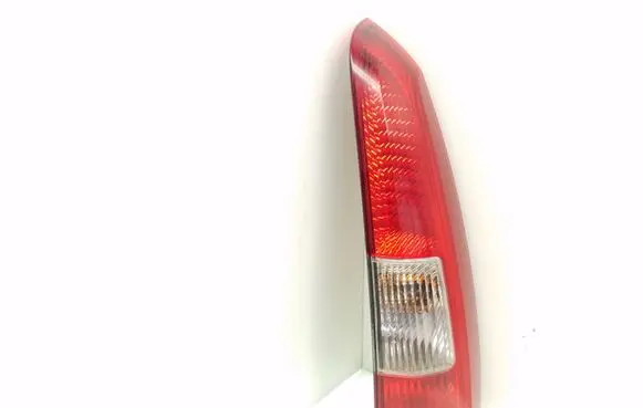 Volvo V70 Rear/tail lights 9154494