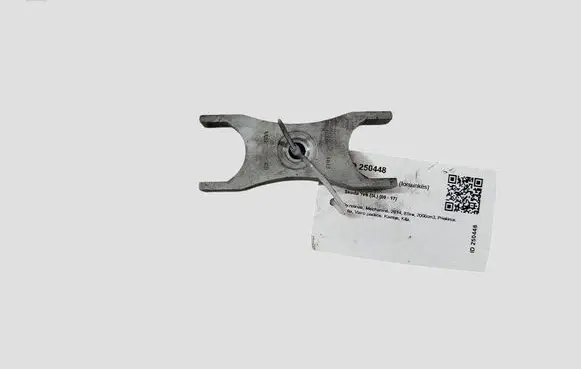 Skoda Yeti (5L) Fuel Injector clamp holder 03L216A