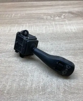 BMW 5 E39 Wiper control stalk 8363669 01204020