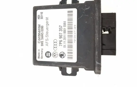 Volkswagen Touareg II Light module LCM 7P6907357 5WK50280