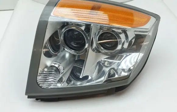 Cadillac SRX Headlight/headlamp 25768237