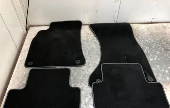 Audi A4 S4 B8 8K Car floor mat set 8K1863691F