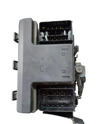 Ford Edge II Fuse module K2GT14D068BB