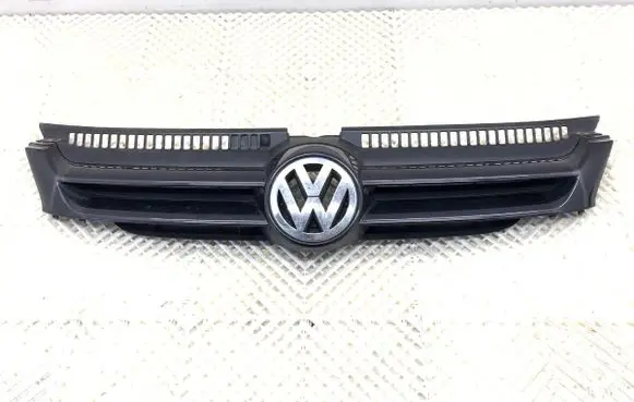 Volkswagen Golf Plus Front grill 5M0853653