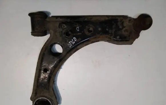 Fiat Stilo Front lower control arm/wishbone