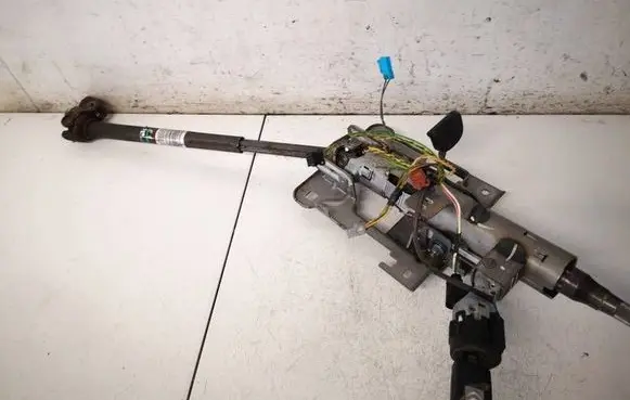 Citroen Berlingo Steering wheel axle