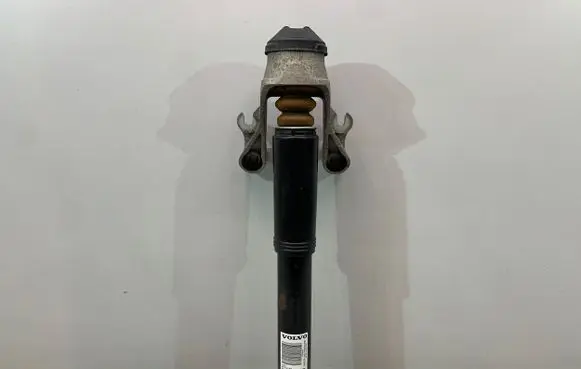 Volvo S90, V90 Rear shock absorber/damper 32269382