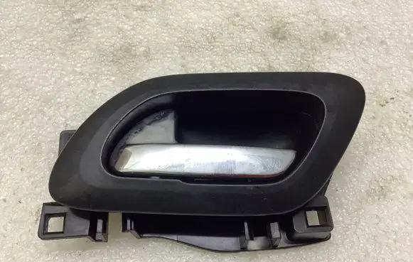 Front door interior handle