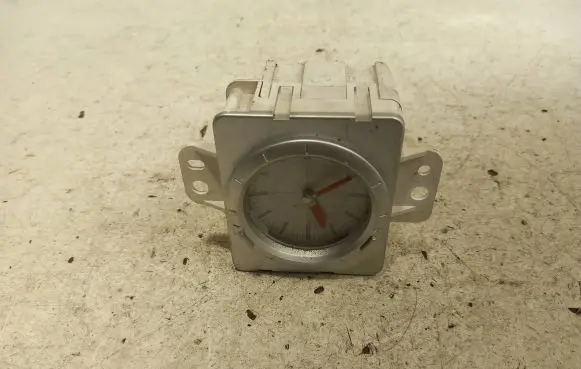 Mitsubishi Outlander Clock mr979796