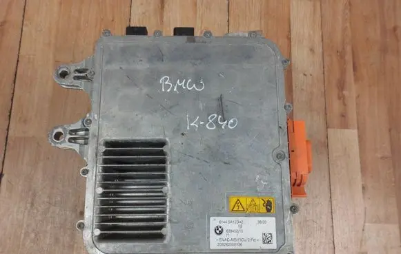 BMW i3 Voltage converter inverter 5A12D42 61445A12D42