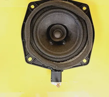 Mitsubishi Colt Rear door speaker MN141417 EAS13P17A6