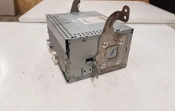 Mitsubishi Outlander Radio/CD/DVD/GPS head unit MN141319