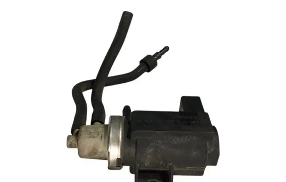 Volkswagen Golf Plus Turbo solenoid valve 1J0906627B