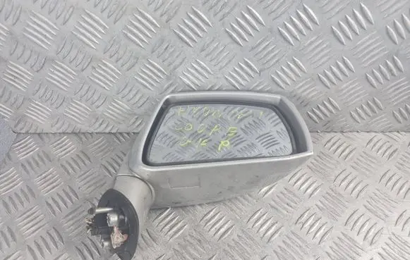 Hyundai Coupe Front door electric wing mirror E4012177