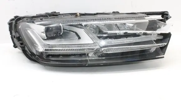 Audi Q7 4M Headlight/headlamp 4M0941034A