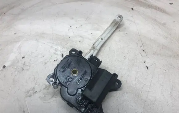 Toyota Prius (XW20) Air flap motor/actuator 0637007440